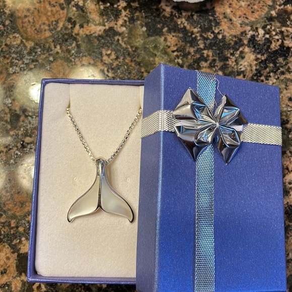 Sterling Silver Genuine Mother Of Pearl Pendant Retail 176.00 NWT - Picture 7 of 7